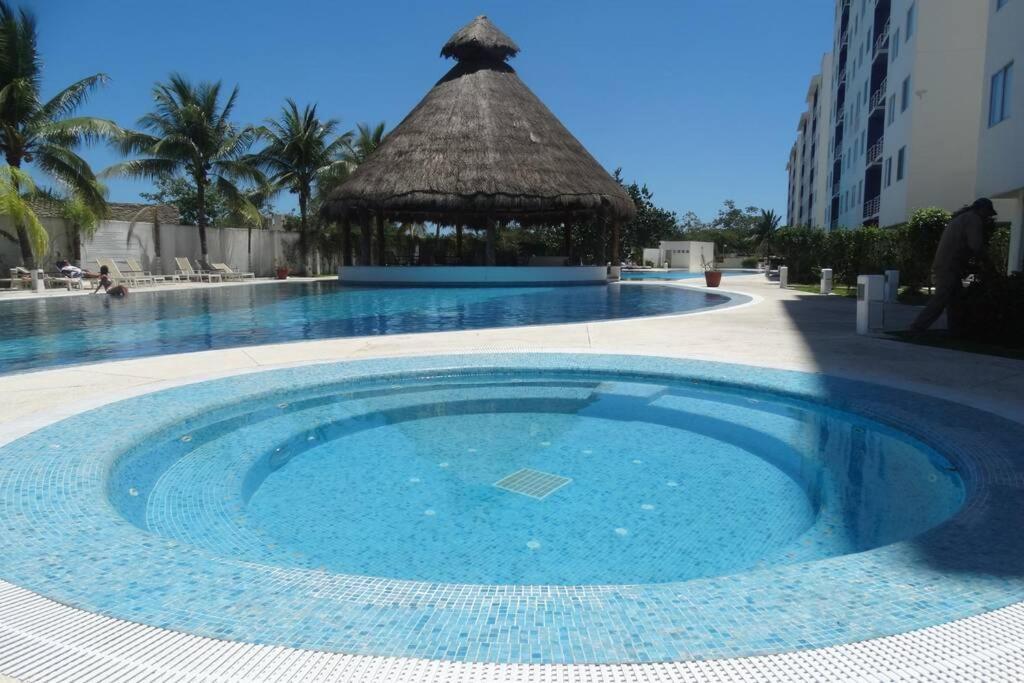 Yikal Suites By Andiani Travel Cancún Eksteriør bilde