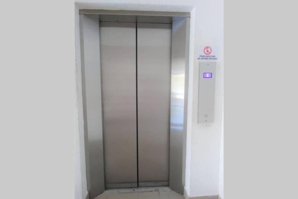 Yikal Suites By Andiani Travel Cancún Eksteriør bilde